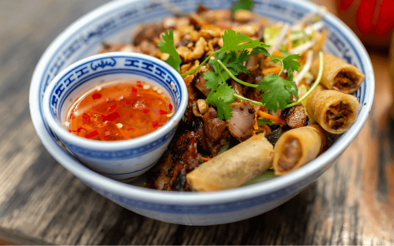 Kuchnia wietnamska - potrawa.